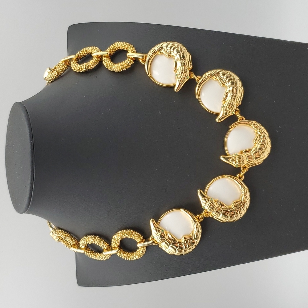 Lilly Pulitzer Gold Tone Alligator Necklace - Picture 6 of 11